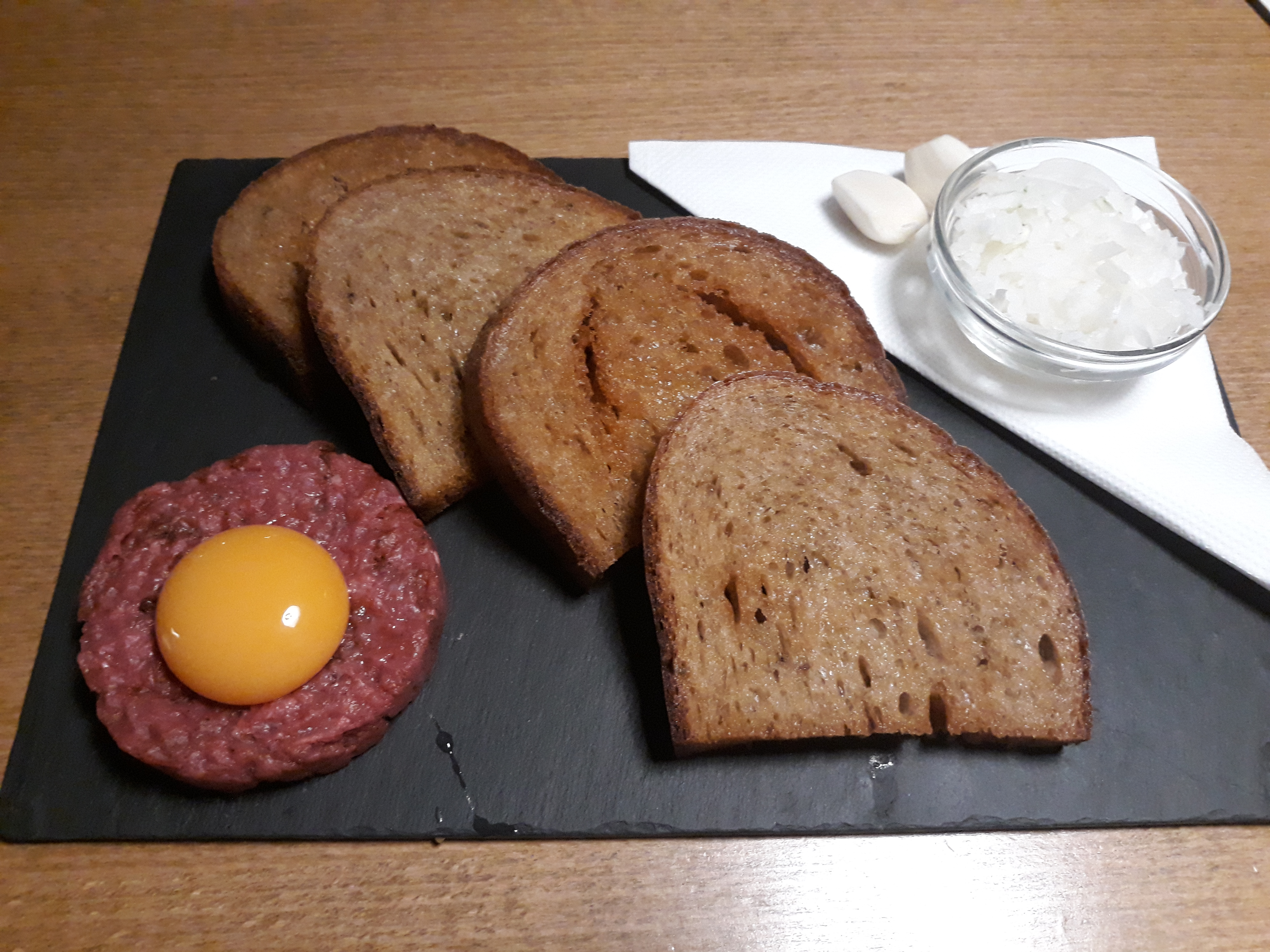 Cómo se sirve el tatarák en Praga