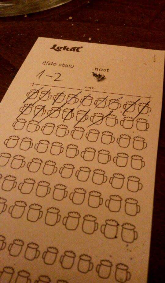 Lístek del restaurante Lokál en Praga