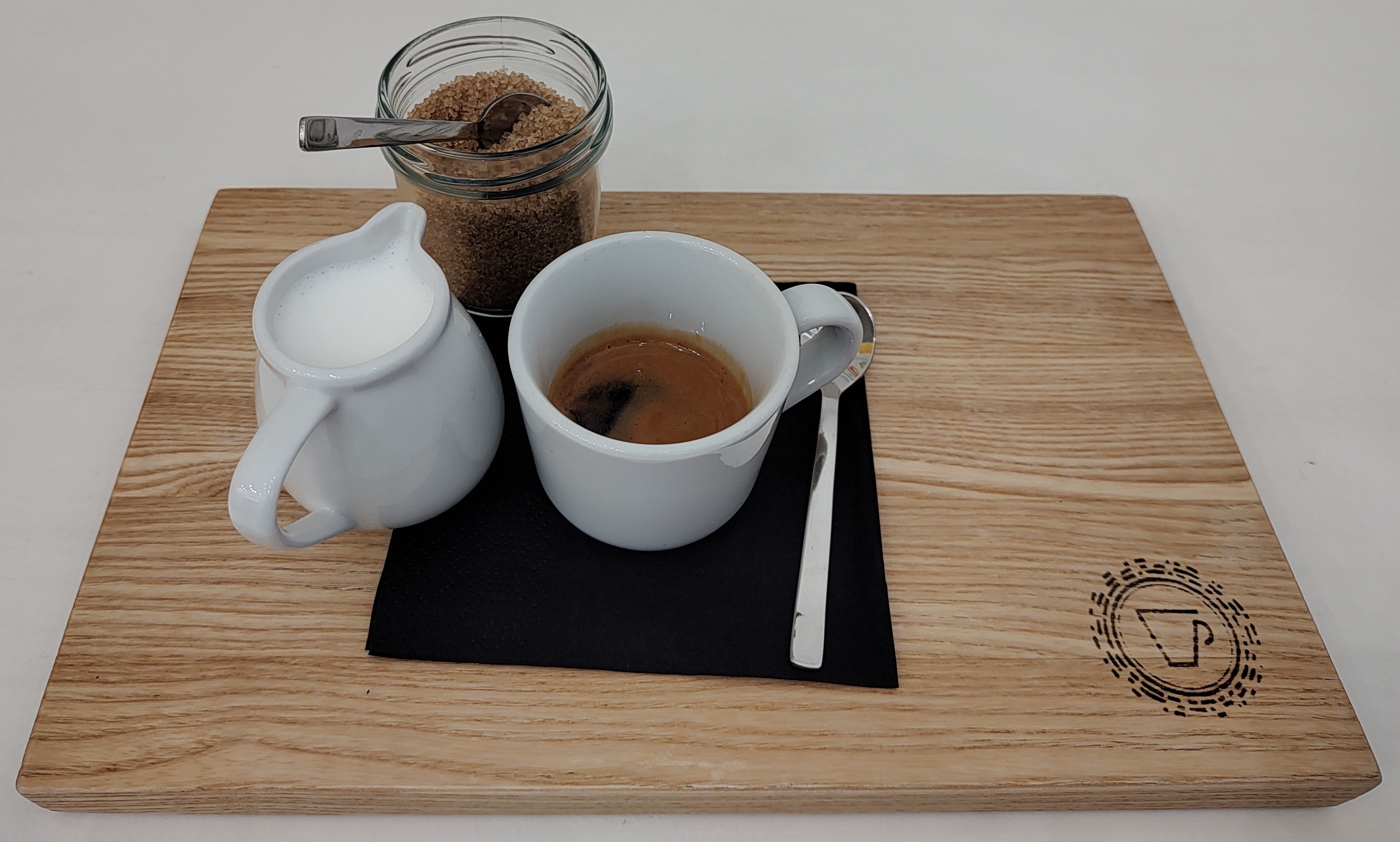 café de especialidad delicioso de FofrKafe, Praga